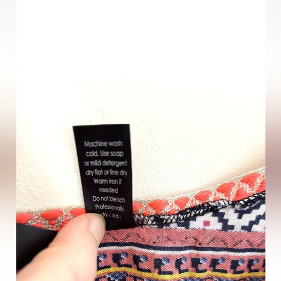 Fun & Flirt Romper Bohemian Geometric Aztec inspired Pattern- Size Large - Picture 6 of 6